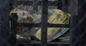 MH_Sophie im Fahrstuhlschacht_02.jpg